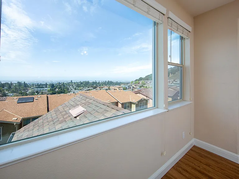 6491 Bayview Dr #1 — Photo 23
