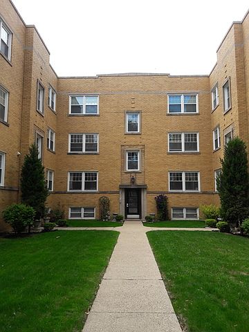 1st image of 6048 N Francisco Ave #1M