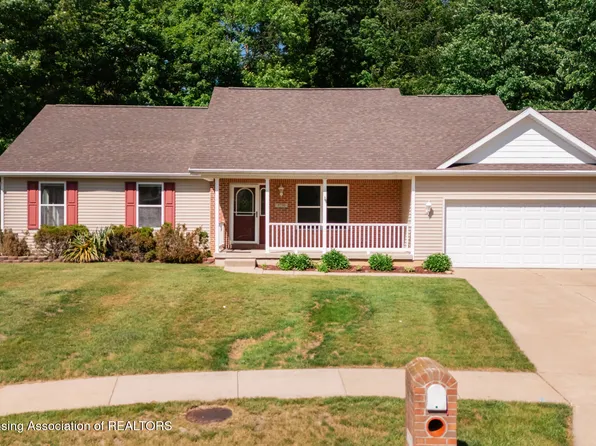5730 Cartago Dr, Lansing, MI 48911
