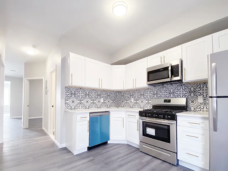 48 Dwight St #2 — Photo 2