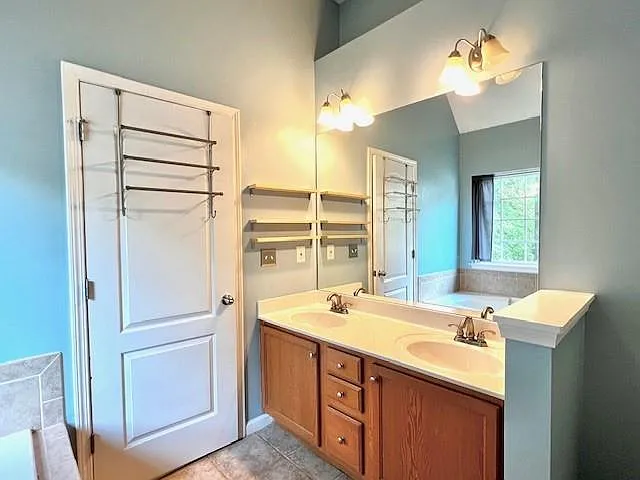 284 William Nye Dr SE — Photo 11