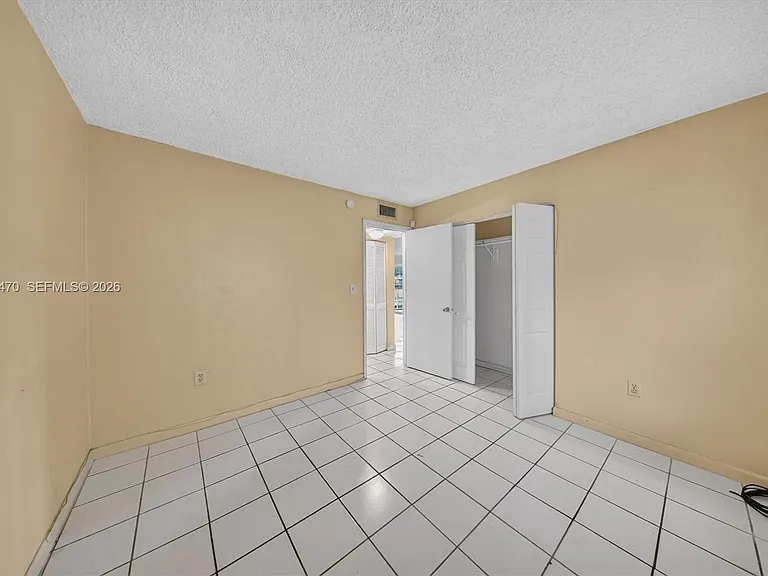 505 NW 177th St #103 — Photo 10