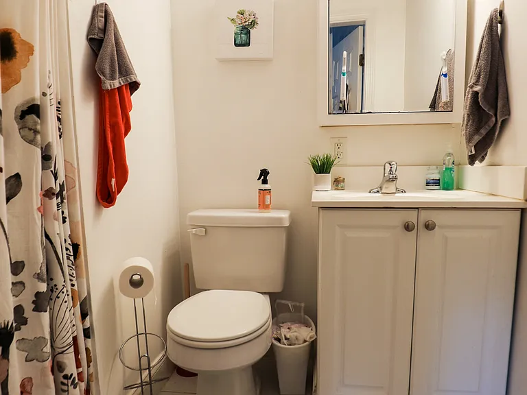 168 Newton St #4 — Photo 11