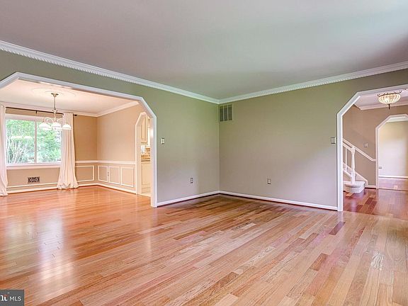 5th image of 11615 Holly Briar Ln