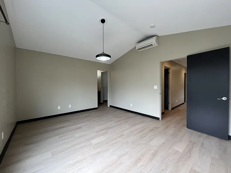 13758 SE Linden Ln — Photo 23