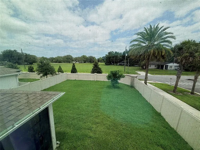 4404 Foggy Oak Ln — Photo 20