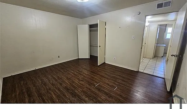 2420 Louise St #12 — Photo 20