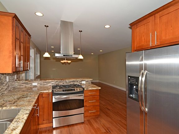 5th image of 7819 51st Ave NE