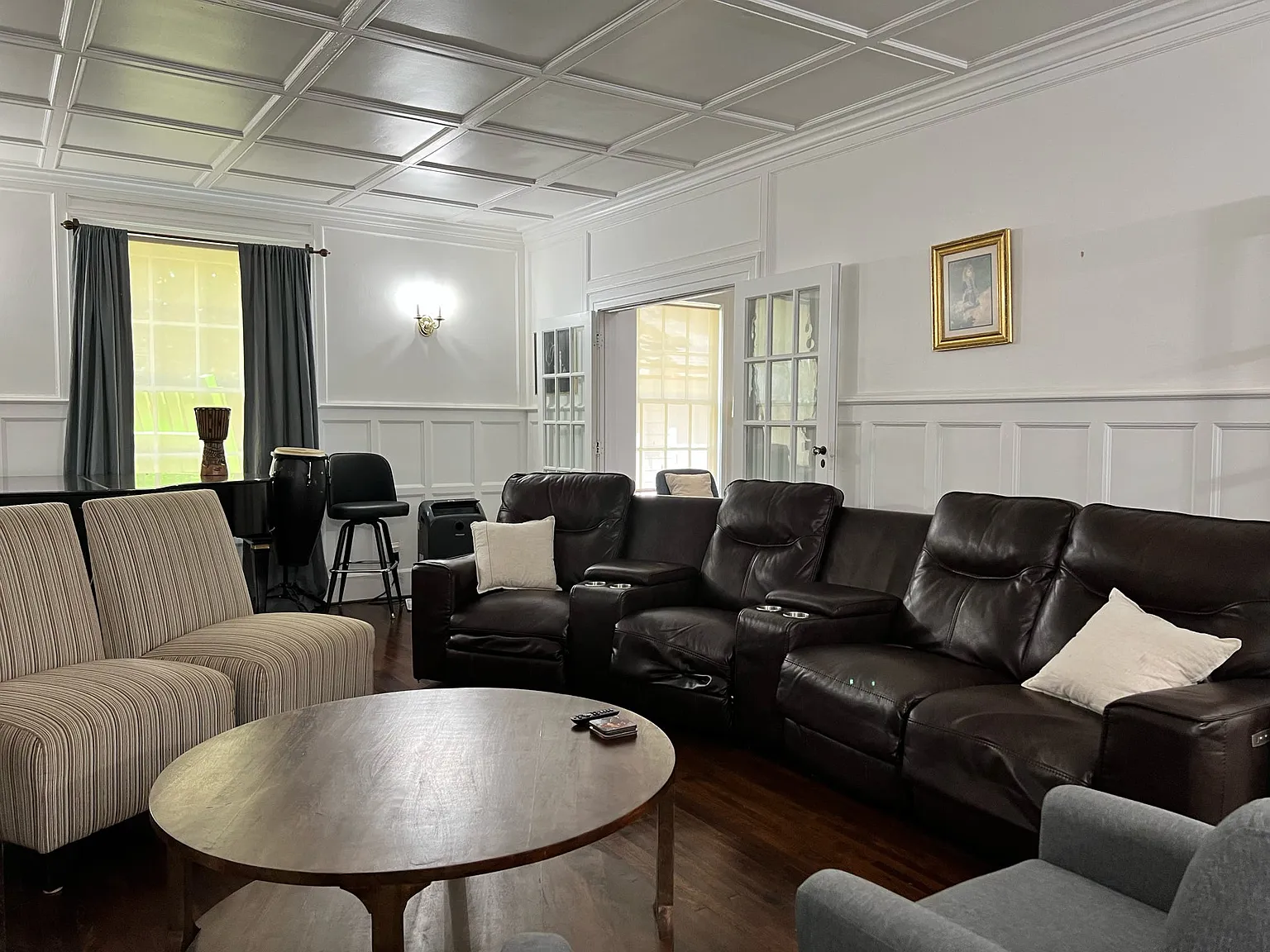 6 bed, 2296 sqft, $5,500 — Photo 2