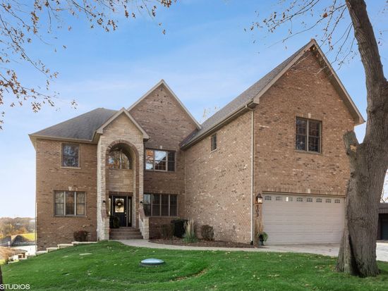 703 Glenda Ct Sandwich Il 60548 Mls 11012767 Zillow