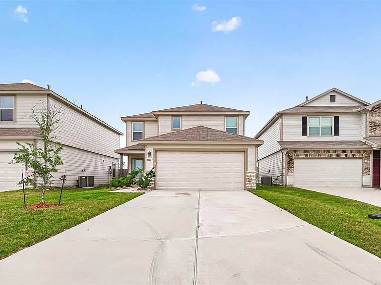 26107 Idleford Ln — Photo 2