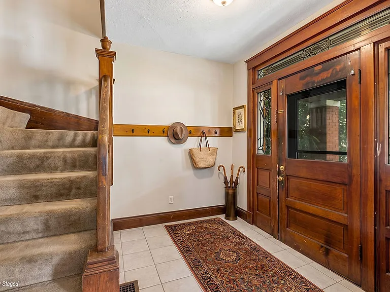 4123 Francis Ave — Photo 10