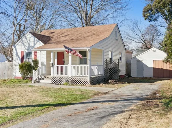 9 Maury Ave, Newport News, VA 23601