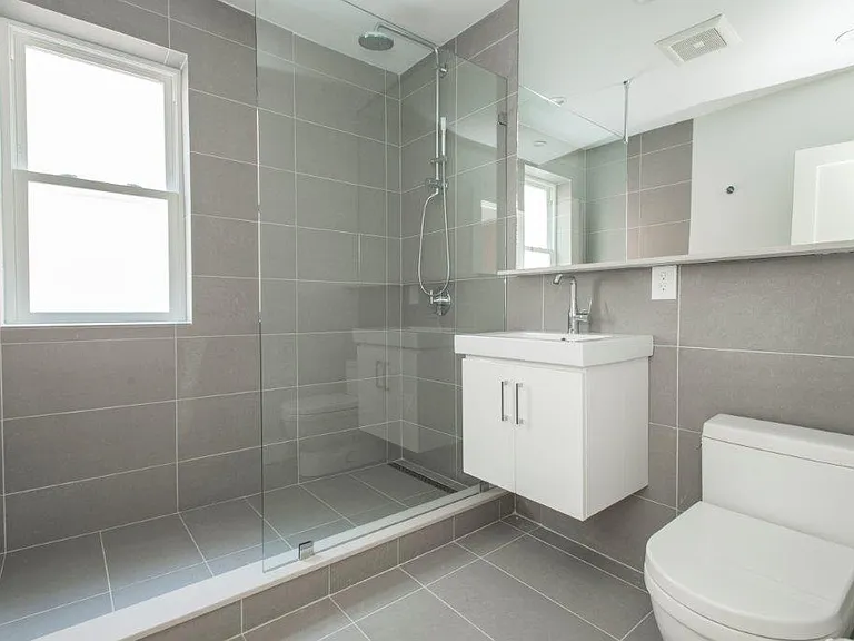 35 South St #4 — Photo 3