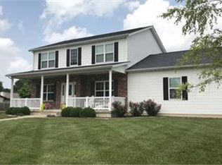 421 Dalhlia Dr, Chatham, IL 62629