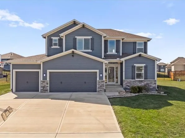 25247 W 147th Ct, Olathe, KS 66061