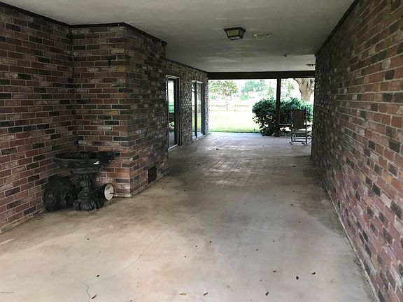 8369BAB0-18D7-4574-B726-29F03C9F5AD7