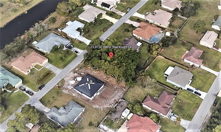 1st image of 2531 SE West Blackwell Dr