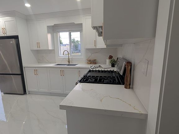 3rd image of 14 Heatherwood Rd