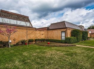 3219 Stonehenge Ln, Carrollton, TX 75006