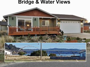 1905 NW Seaview Dr, Waldport, OR 97394