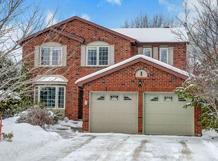 1 Acklam Ter, Ottawa, ON K2K2H1