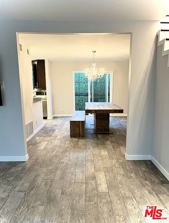 2 bed, 3.0 bath, 1172 sqft, $3,800 — Photo 4