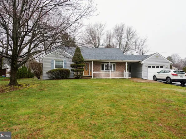 145 S Eastview Ave, Feasterville, PA 19053