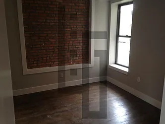 Rented by Loom Group