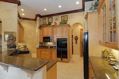 3rd image of 6908 NW 110th Way