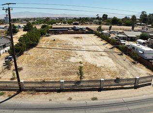 64 Sterling Rd, Bakersfield, CA 93307