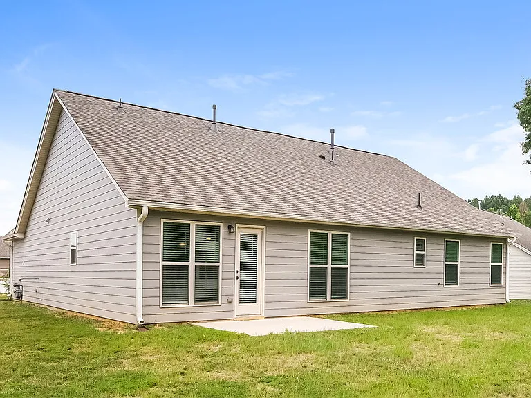 150 Heartland Cir — Photo 16