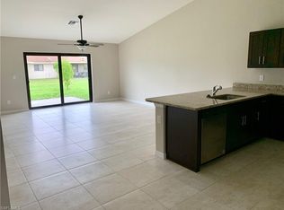 1827 SW 1st Ave, Cape Coral, FL 33991