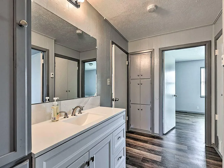 301 Thomas St #2 — Photo 8