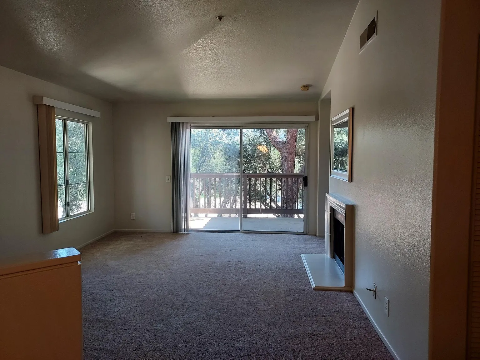 2960 Champion Way — Photo 3