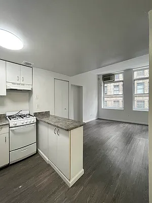 Rented by Kole Group | media 13