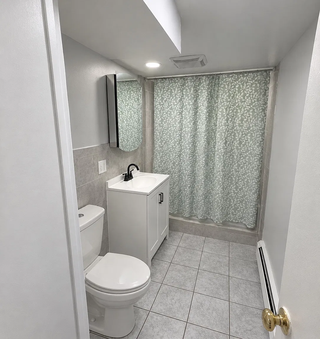 Studio, $1,500 — Photo 4