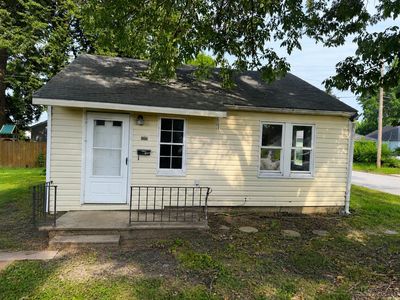 1080 S English Ave, Marshall, MO, 65340