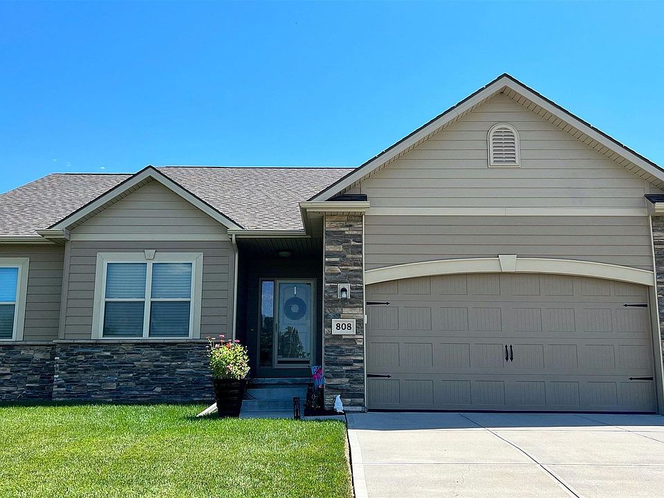 1st image of 808 Westridge Cir