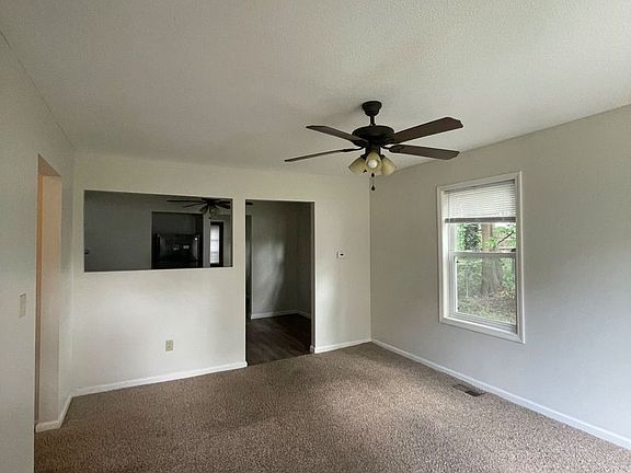 3rd image of 667 Thornton St