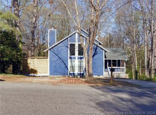 5948 Dalton Rd, Fayetteville, NC 28314