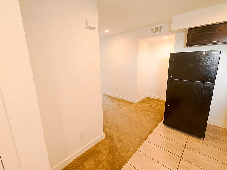 1264 W Adams Blvd #1 — Photo 7