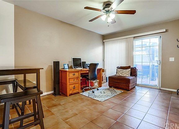 3rd image of 8811 Cedar St #4