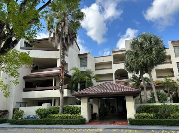9040 SW 125th Ave #D105, Miami, FL 33186