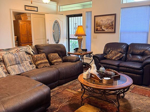 4th image of 11595 W Carmichael Dr
