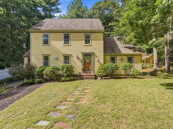 7 Stony Brook Rd, Kingston, MA 02364