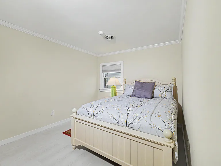228 N 34th Ave — Photo 19