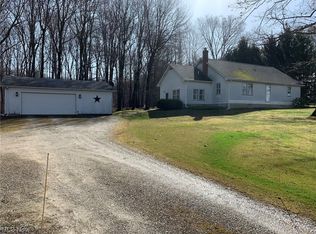 18035 Tavern Rd, Burton, OH 44021