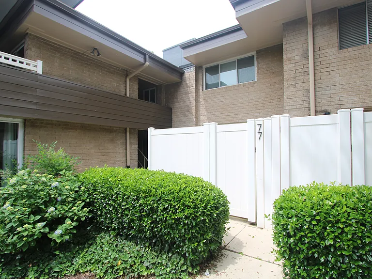 346 Carpenter Dr NE #1-75 — Photo 7