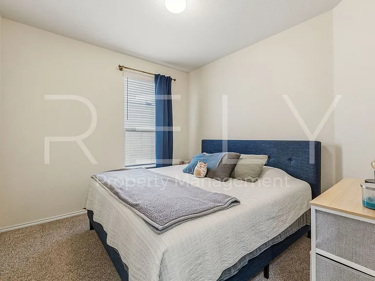 1600 Cliffbrake Way — Photo 28